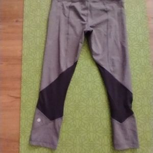 Lululemon yoga pants 3 pockets